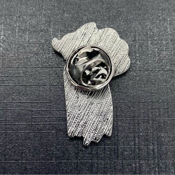 Stoner Halloween Enamel Ghost Pin - Picture 3 of 3